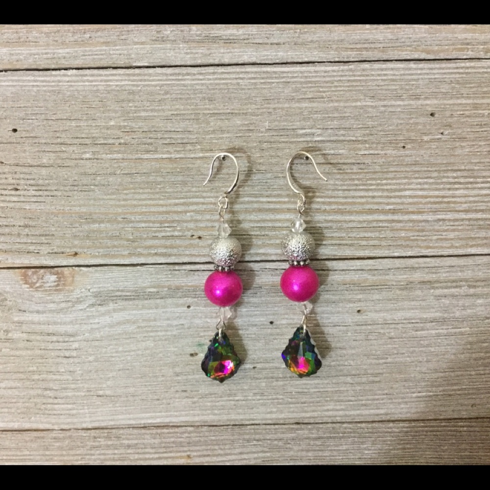 Sterling silver hook Edison dyed freshwater pearl